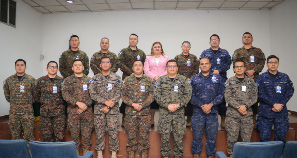 Procuradora Raquel Caballero de Guevara Inicia Procesos Formativos en DDHH Para Miembros de la Fuerza Armada de El Salvador