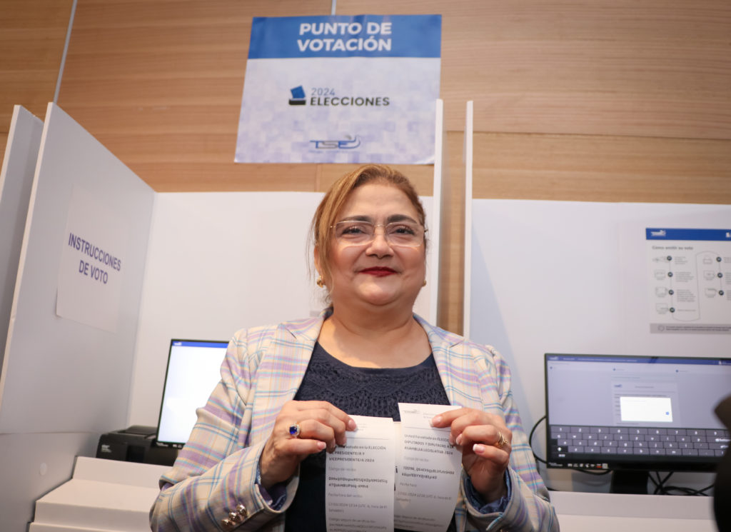 Procuradora DDHH verificó prueba de Votación Electrónica Virtual