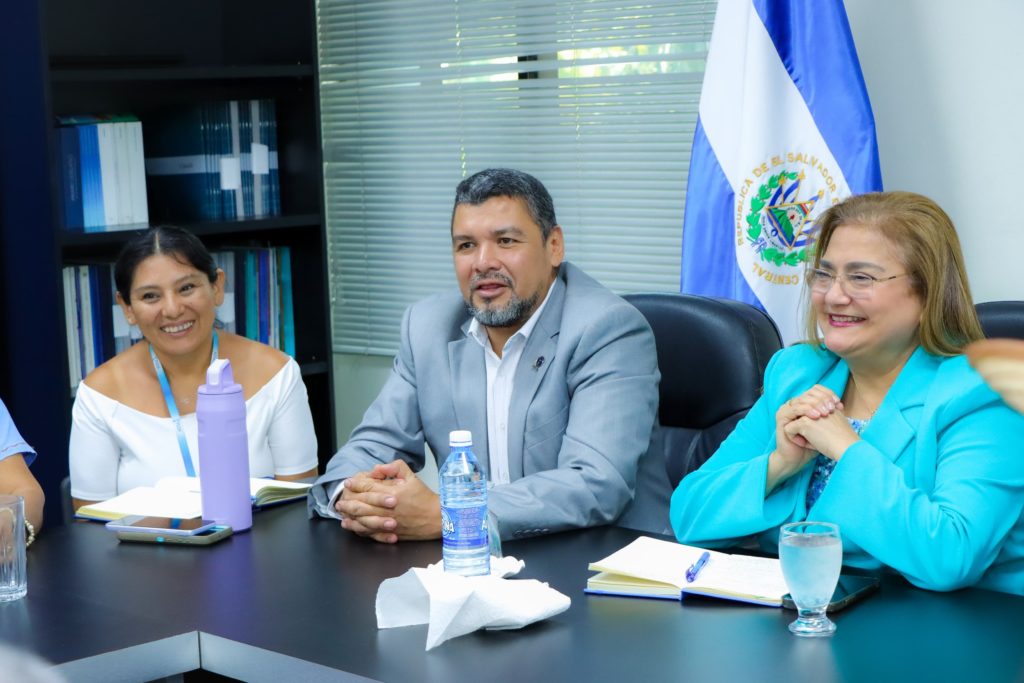 Procuradora Raquel Caballero de Guevara coordina acciones a favor de Pueblos Indígenas