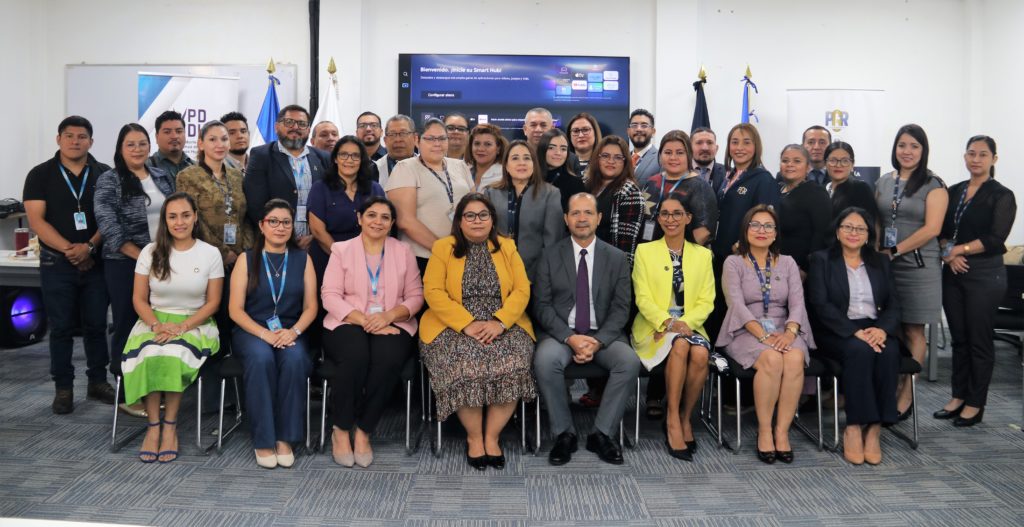 Procuradora Raquel Caballero de Guevara Fortalece Cooperación Interinstitucional entre PDDH y PGR
