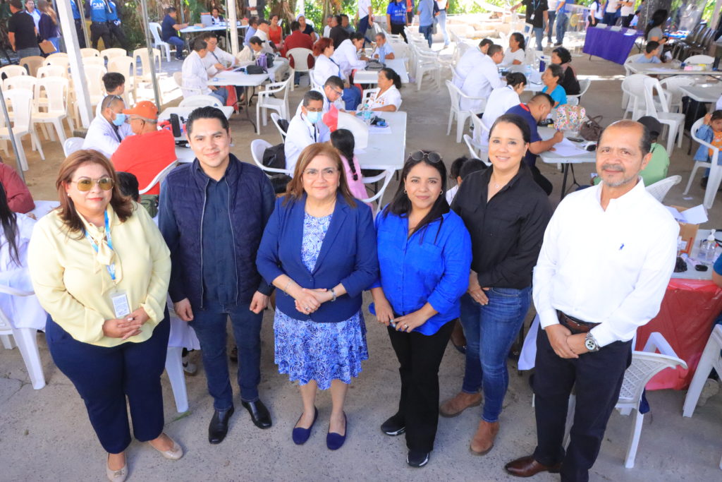 Trabajo Conjunto de Procuradora benefició a pobladores de Panchimalco con Jornada Médica