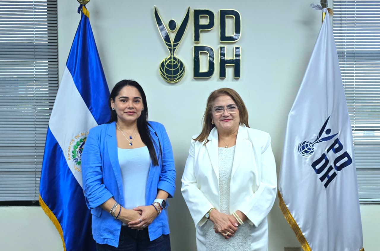 Procuradora Raquel Caballero de Guevara sostuvo reunión con Presidenta de la ASA