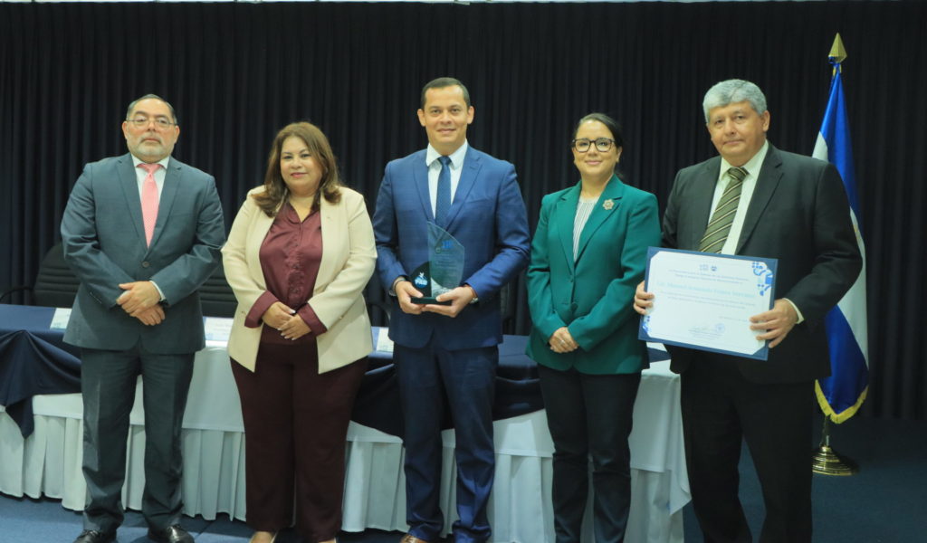 Procuradora impulsa capacitación de personal PDDH en Atención a Personas Sordas con apoyo de CSJ