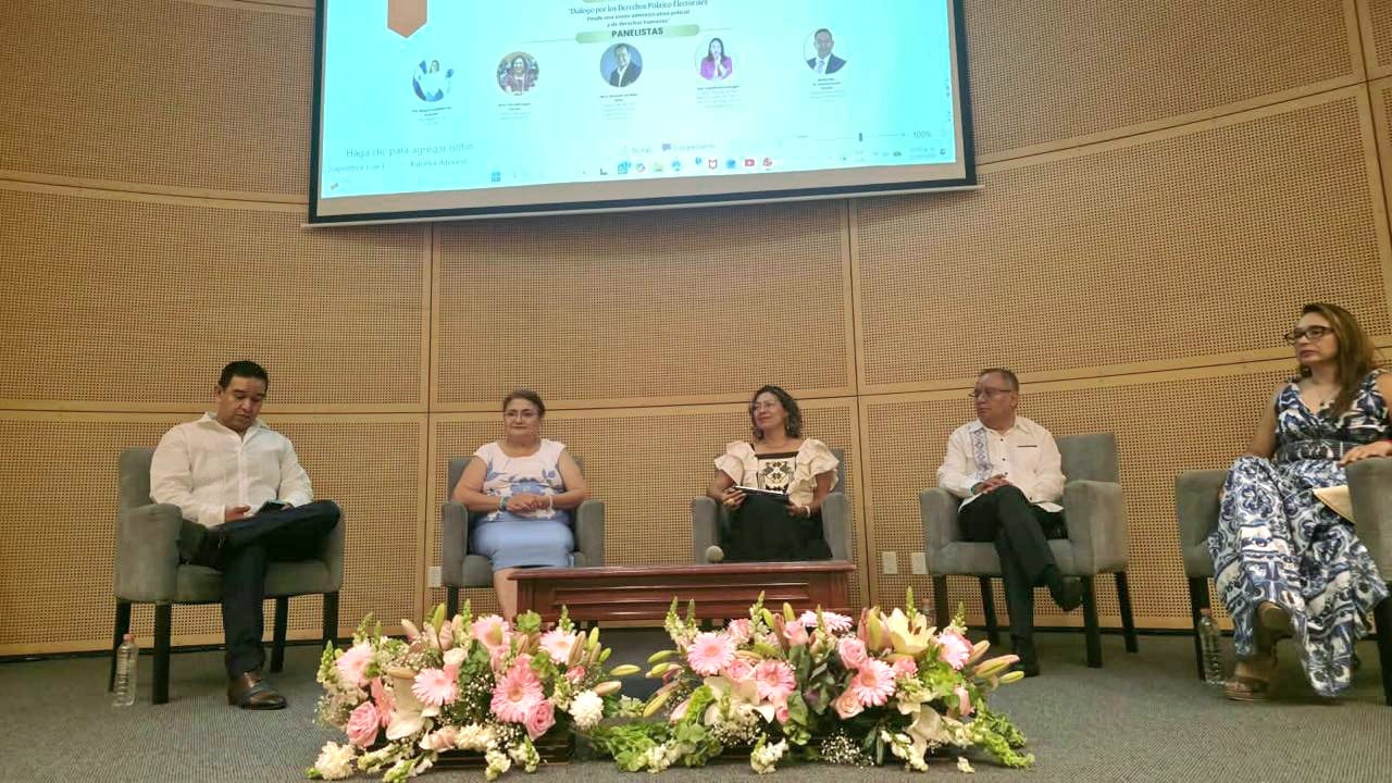 Procuradora Caballero de Guevara comparte experiencia en materia electoral en Guerrero, México